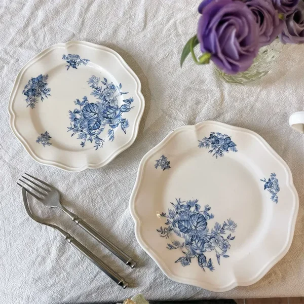MYOUNG- 8'' Trumpet Creeper Flower Printed Blue and White Porcelain Ceramic Dinner Plate Petal shaped Slide Plates Serving Table Dishes - Image 2