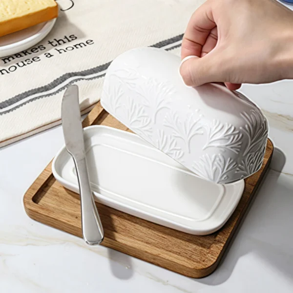 MYOUNG- White/Blue Embossed Ceramic Butter Dish with Lid,for Countertop, Kitchen Decor,Chinese Wholesale Factory - Image 4