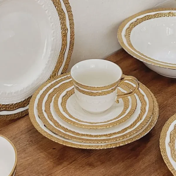 MYOUNG-European Style Embossed Gold/Sliver Rim Porcelain Plate Set ,Luxury Dinnerware Set for Wedding,Hotel,Home,Charger Plates Bulk Wholesale - Image 2
