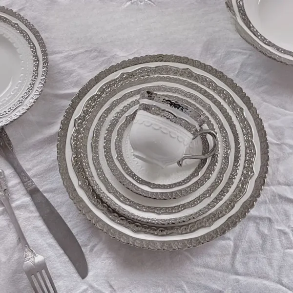 MYOUNG-European Style Embossed Gold/Sliver Rim Porcelain Plate Set ,Luxury Dinnerware Set for Wedding,Hotel,Home,Charger Plates Bulk Wholesale - Image 6
