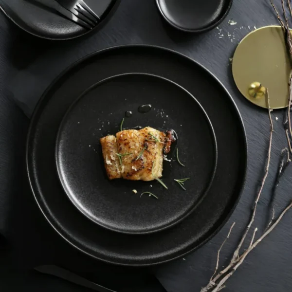 MYOUNG-Ceramic Porcelain Serving Ceramic Steak Plate,Customized Printed Matte Black Round Plate - Image 2