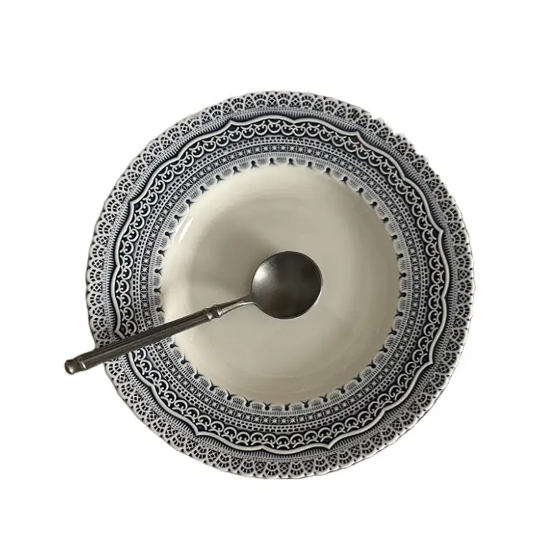 MYOUNG-French Style Embossed Blue and White Porcelain Plate,Wholesale Royal Fancy Pattern Decorative Plate 9 relief ceramic plate flat plate