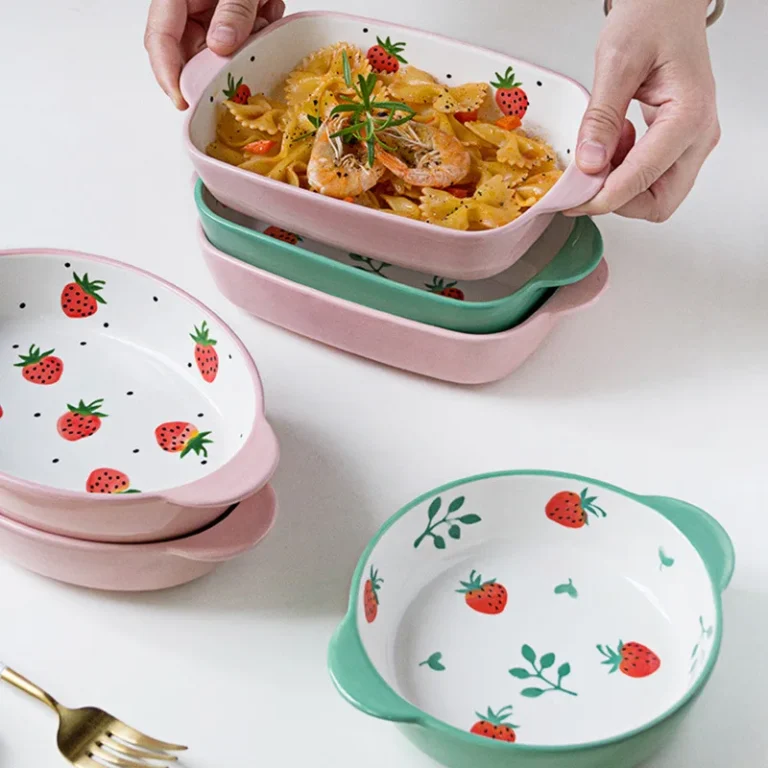 Hand-painted Fruit Stawberry Ceramic Bakeware