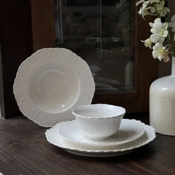 MYOUNG-Elegant Embossed Lace Rim White Ceramic Tableware for Wedding,Restaurant,Home,Table Charger Dinnerware Set In Bulk - Image 2