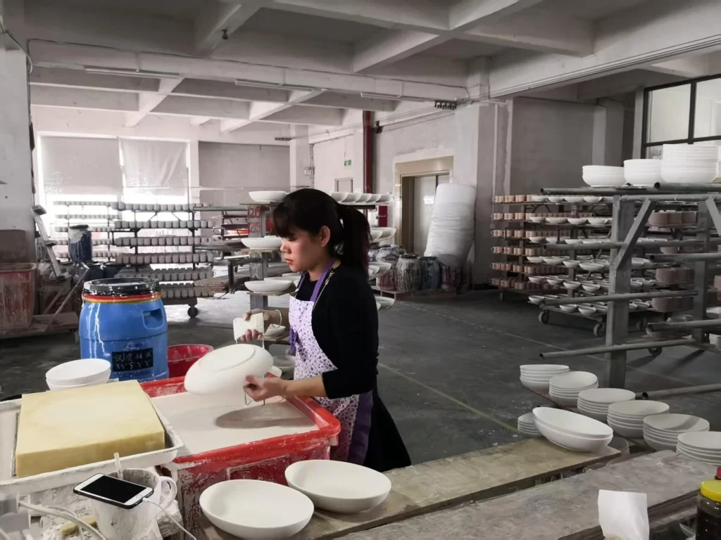 The Production Process of Ceramic Baking Dishes From Raw Materials to Your Oven 3 Manufacturer of ceramic baking trays