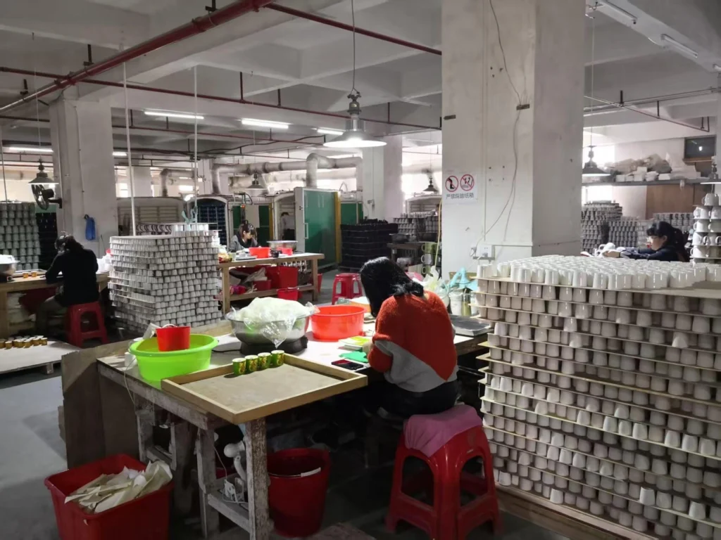 The Production Process of Ceramic Baking Dishes From Raw Materials to Your Oven 5 Manufacturer of ceramic baking trays